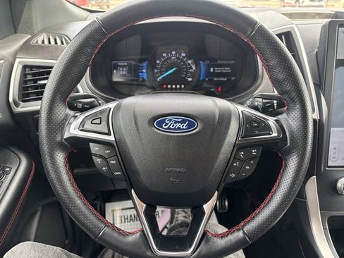Certified 2024 Ford Edge ST-Line image 28