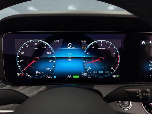 Used 2023 Mercedes-Benz E 450 4MATIC Cabriolet image 18