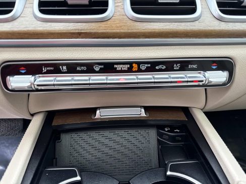 Used 2021 Mercedes-Benz GLE 350 image 36