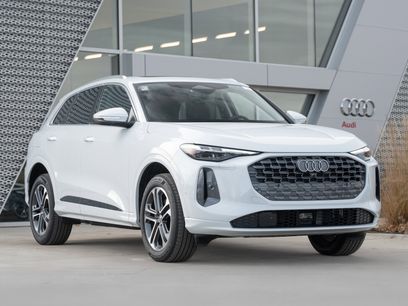 Certified 2025 Audi Q5 Premium Plus w/ Premium Plus