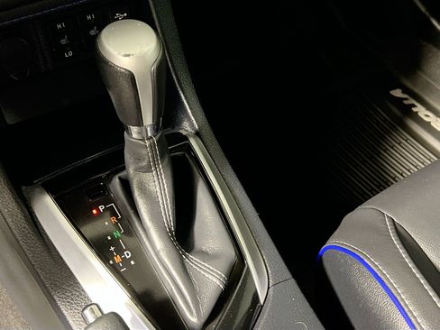 Used 2017 Toyota Corolla XSE image 25