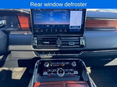 Used 2024 Lincoln Navigator L Reserve image 23