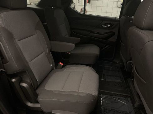 Used 2023 Chevrolet Traverse LT w/ LPO, Floor Liner Package image 17