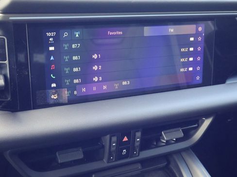 New 2026 Porsche Macan Electric image 17