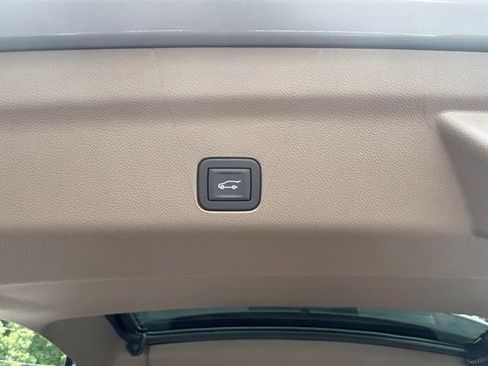 New 2026 GMC Yukon Denali AWD/4WD image 14