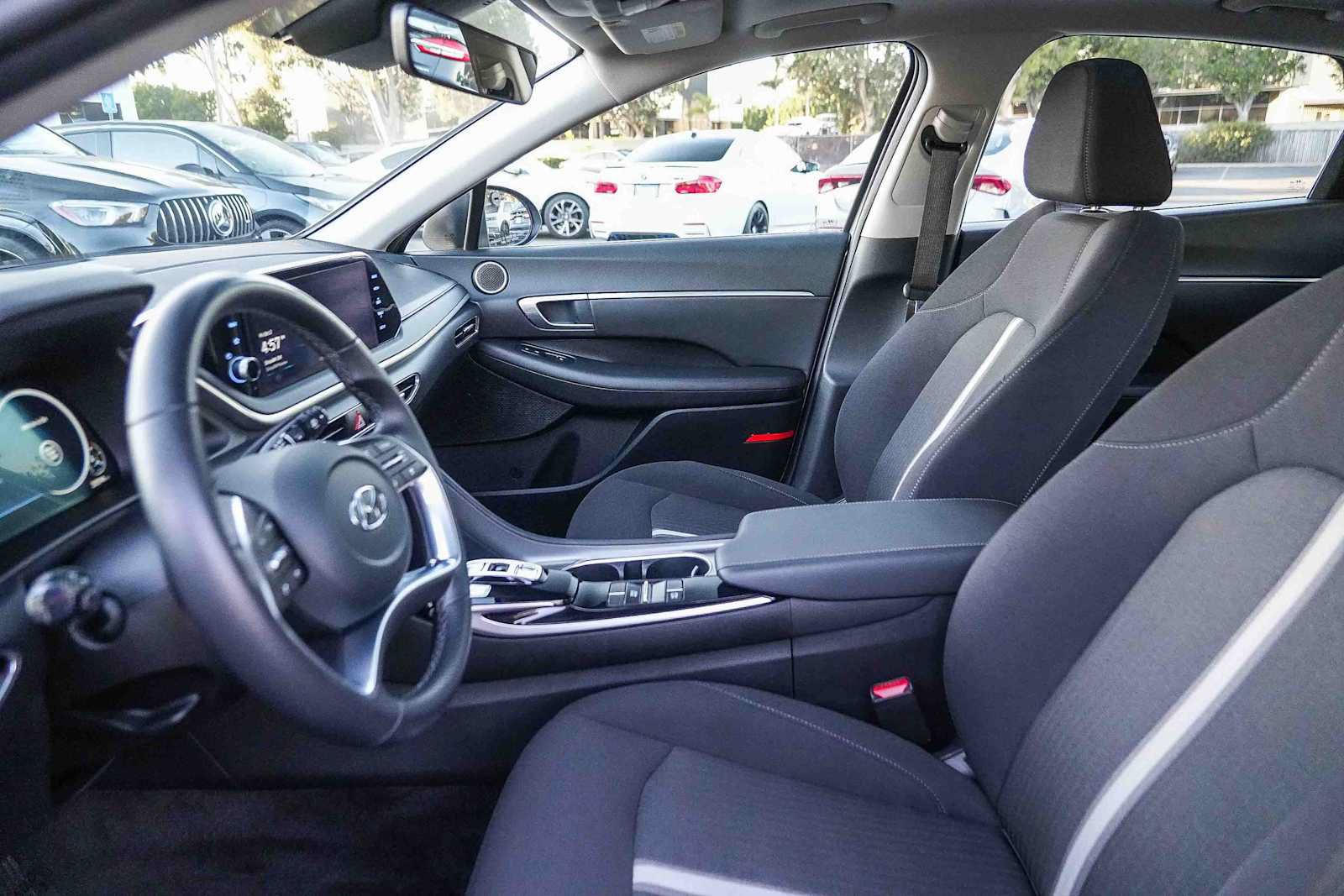 Certified 2023 Hyundai Sonata SEL w/ Convenience Package FWD image 18