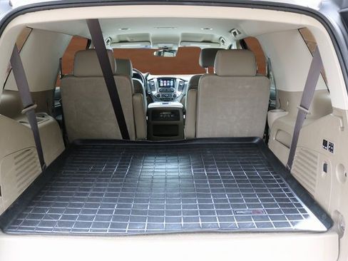 Used 2019 Chevrolet Tahoe LT w/ Luxury Package image 16