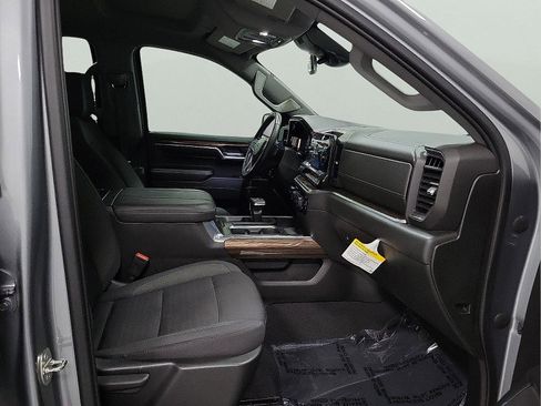 Used 2023 Chevrolet Silverado 1500 RST image 16