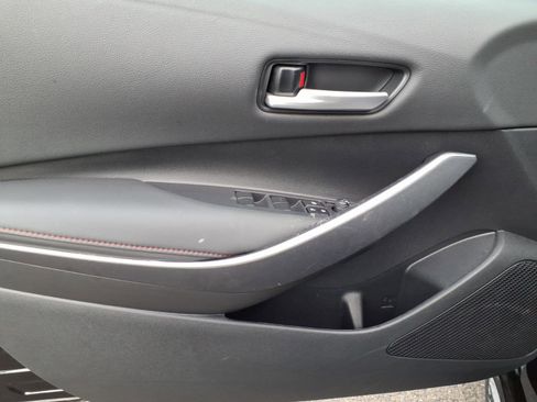 Certified 2023 Toyota Corolla SE w/ SE Premium Package image 10