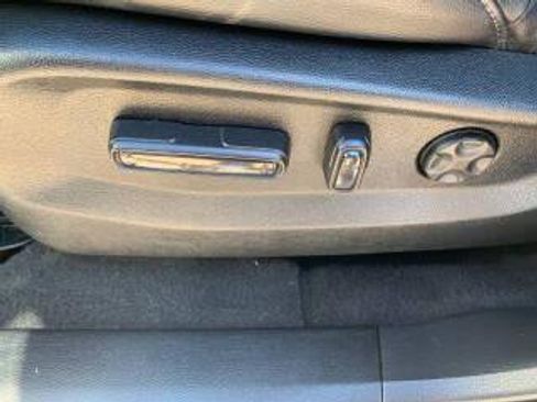 Used 2018 Honda CR-V Touring image 25