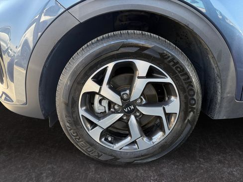 Used 2022 Kia Sportage LX FWD image 15