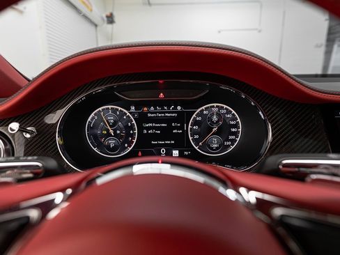 Used 2022 Bentley Flying Spur Plug-In Hybrid image 52