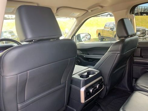 Certified 2024 Ford Expedition XLT image 24
