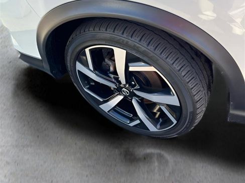 Used 2022 Nissan Rogue Sport SL w/ Premium Package image 12