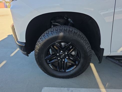 Used 2019 Chevrolet Silverado 1500 LT Trail Boss image 34