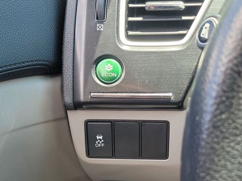 Used 2015 Honda Civic EX-L image 22