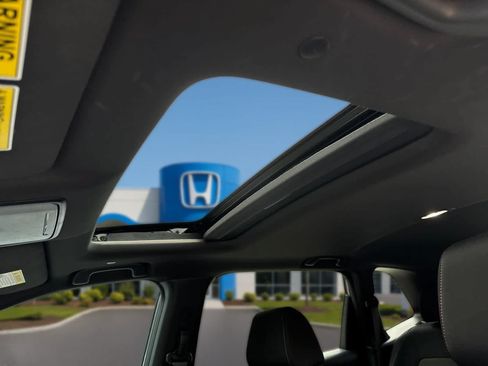 Used 2025 Honda CR-V Sport image 15