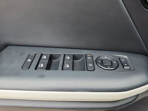Used 2025 Kia K4 GT-Line FWD image 24