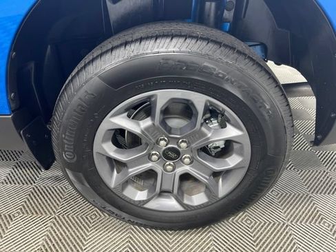Used 2025 Ford Maverick XLT w/ Equipment Group 302A AWD/4WD image 10