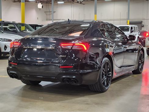 Used 2022 Maserati Ghibli Modena RWD image 8