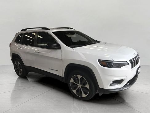 Used 2022 Jeep Cherokee Limited w/ Elite Package AWD/4WD image 31