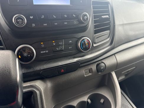 Used 2024 Ford Transit 250 Low Roof w/ Exterior Upgrade Package image 39