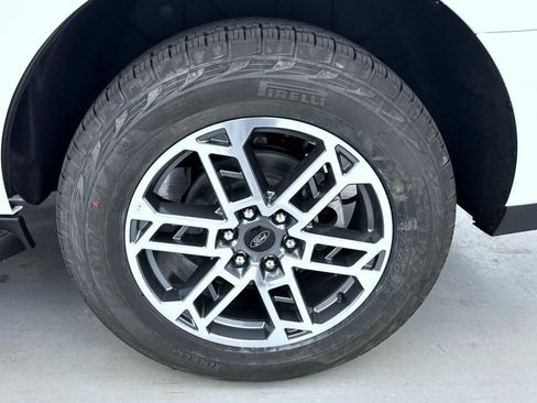 New 2026 Ford Expedition Active AWD/4WD image 25