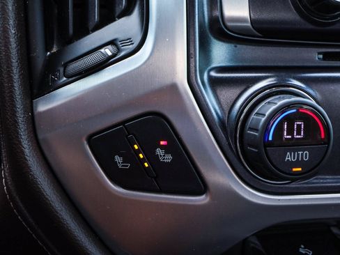 Used 2018 GMC Sierra 1500 SLT w/ SLT Premium Package AWD/4WD image 13