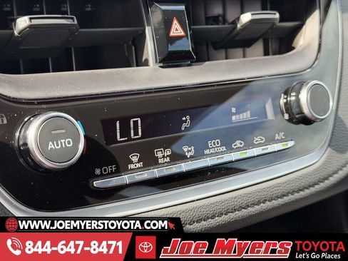 Used 2024 Toyota Corolla SE image 20