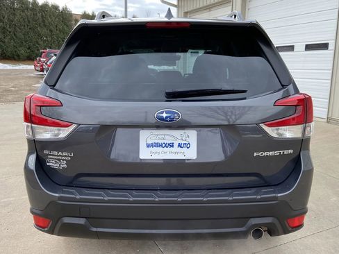 Used 2023 Subaru Forester Limited image 6