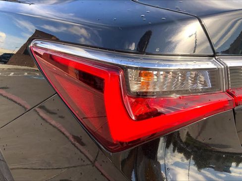 Used 2019 Acura ILX FWD image 29