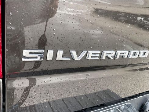 Used 2021 Chevrolet Silverado 1500 LT Trail Boss w/ Convenience Package II AWD/4WD image 29