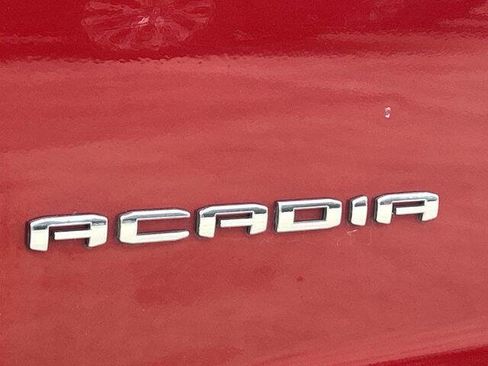 Used 2023 GMC Acadia SLT AWD/4WD image 32