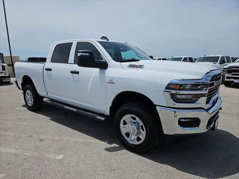 New 2026 RAM 2500 Tradesman AWD/4WD image 40