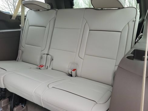 New 2026 GMC Yukon XL Denali AWD/4WD image 10