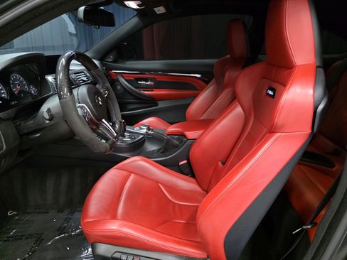 Used 2019 BMW M4 Coupe w/ Competition Package RWD image 21