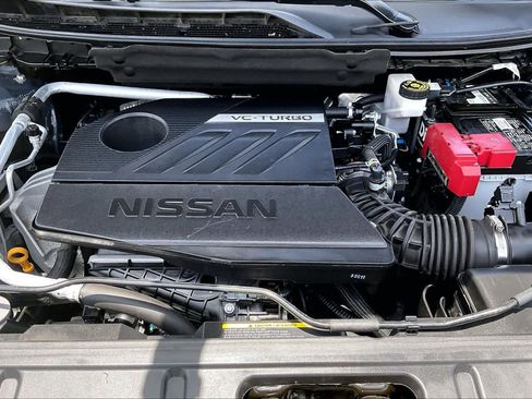 Used 2023 Nissan Rogue S FWD image 30