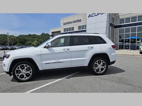Used 2022 Jeep Grand Cherokee Limited w/ Tech Group AWD/4WD image 18