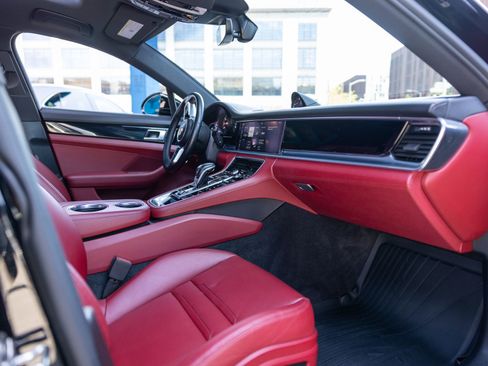 Certified 2020 Porsche Panamera image 51