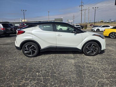 Used 2020 Toyota C-HR Limited image 8