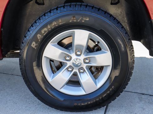 Used 2020 RAM 1500 Tradesman w/ Chrome Plus Package image 26