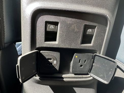 Used 2024 Ford Bronco Outer Banks image 14