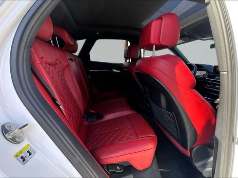 Used 2018 Audi SQ5 Prestige w/ Prestige Package AWD/4WD image 26