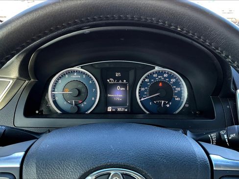 Used 2017 Toyota Camry XLE image 20