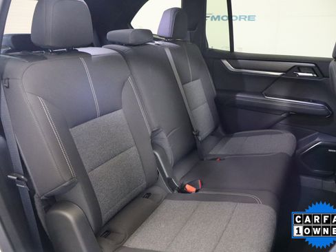 Used 2025 GMC Acadia Elevation image 21