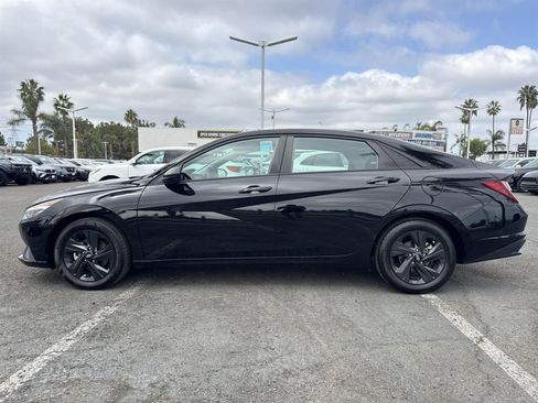 Used 2022 Hyundai Elantra SEL w/ Cargo Package image 5