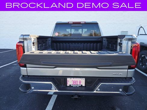 New 2026 GMC Sierra 1500 SLT w/ SLT Premium Plus Package image 15