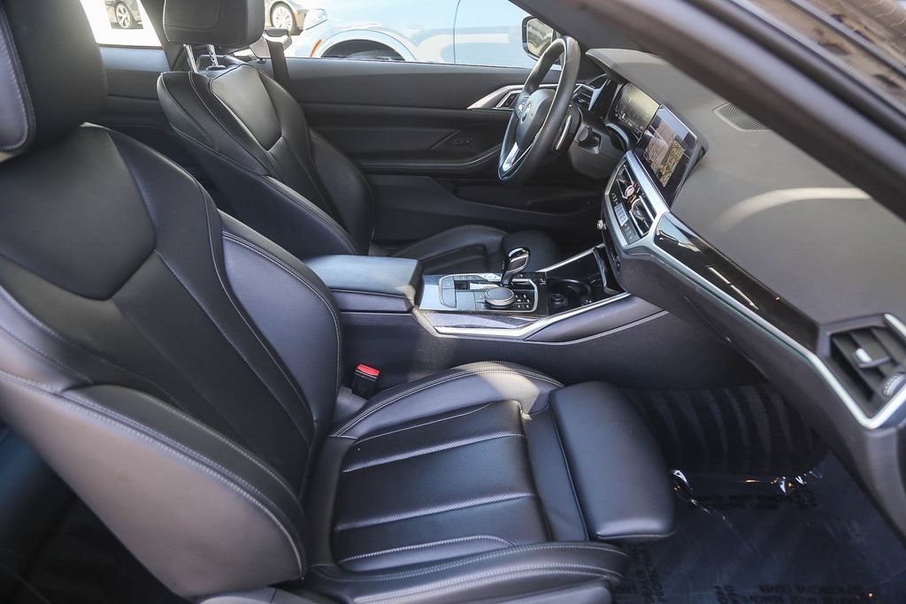 Used 2023 BMW 430i Coupe w/ Convenience Package RWD image 13