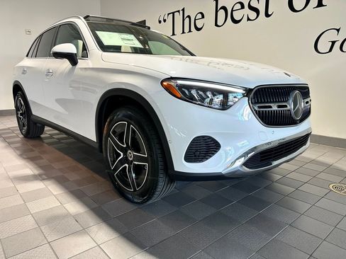 New 2026 Mercedes-Benz GLC 300 4MATIC image 1