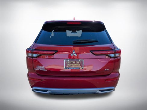 Used 2024 Mitsubishi Outlander SEL image 5